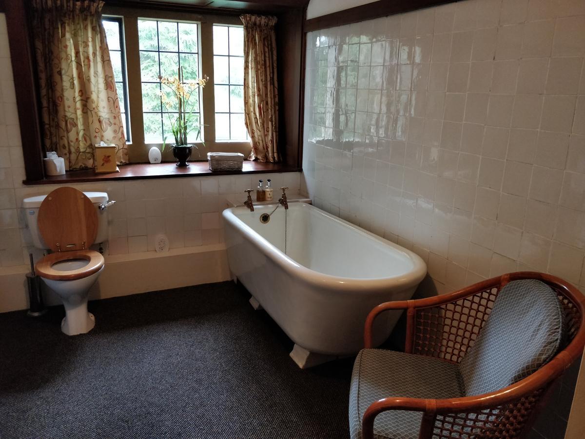Windermere Motor Boat Racing Club Guest House Bowness-on-Windermere Bagian luar foto